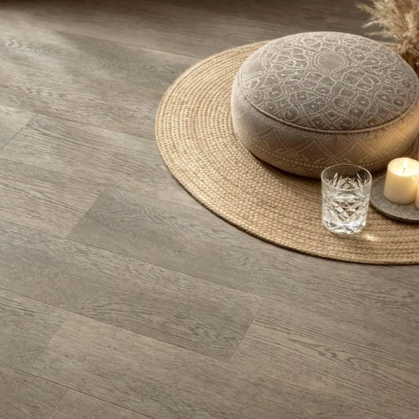 Vinylboden mit Trittschalldämmung Eiche Cashmere – 5.3mm/0.55mm – Klick Vinyl