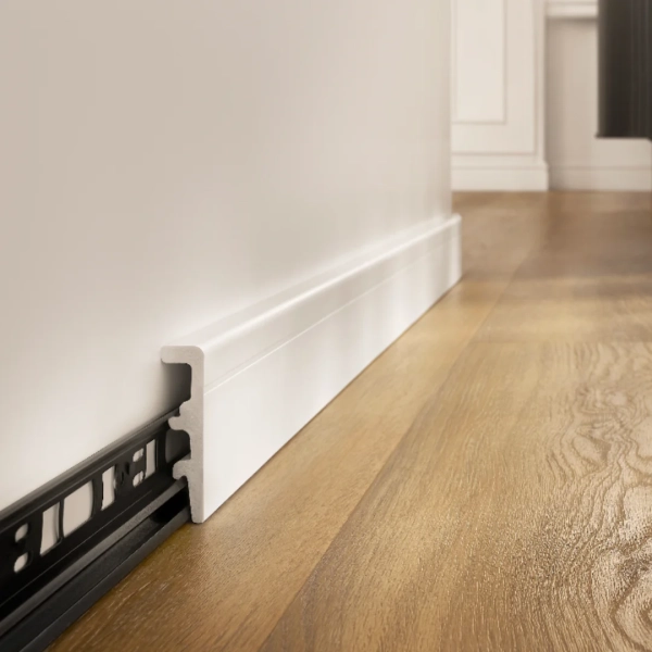 Sockelleiste - Arbiton VEGA P0811 - 80 mm - Weiß - Kabelkanal Fußleiste