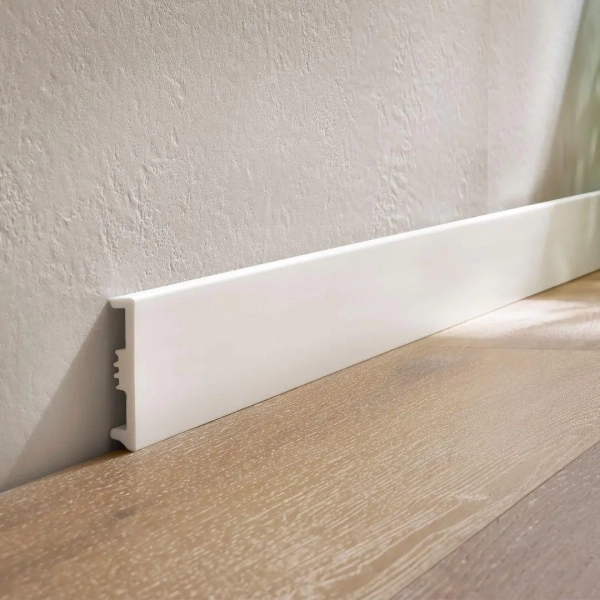 Fußleiste - Arbiton STIQ XL ST810 80 mm - Sockelleiste weiß