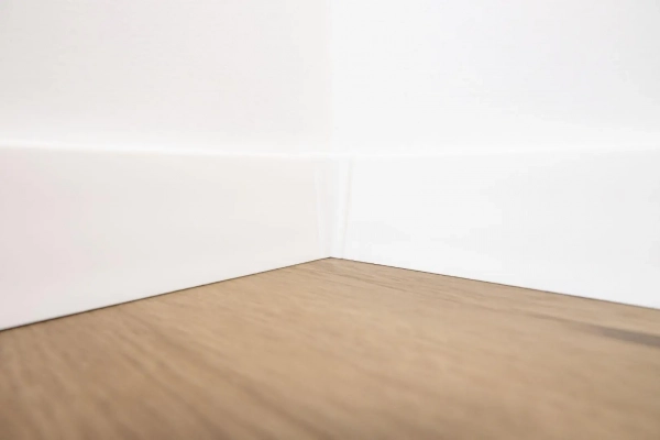 Sockelleisten Ecken - Arbiton STIQ+ STP580 - Innenecke - 2 Stk.