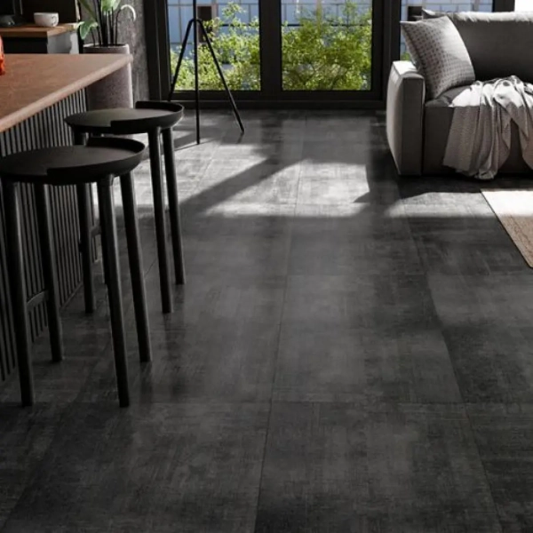 Klick Vinyl mit Trittschalldämmung Fliesenoptik - XXL - Amadora Anthracite - 91,4 x 45,7 cm - Vinylboden Betonoptik