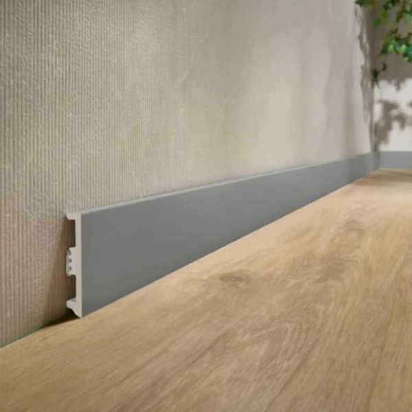 Fußleiste - Arbiton STIQ XL ST810 80 mm - Sockelleiste dunkelgrau