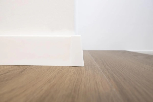 Sockelleisten Ecken - Arbiton STIQ+ STP580 - Außenecke - 2 Stk.