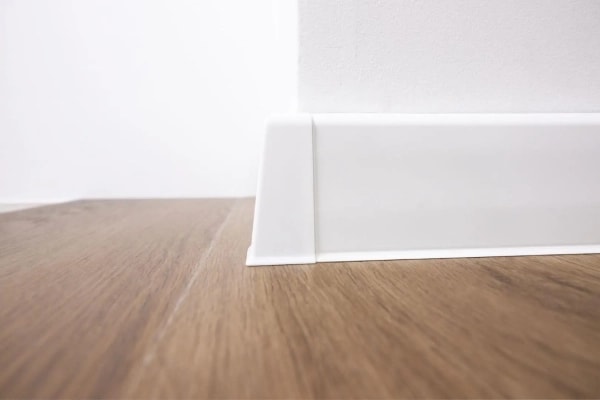 Sockelleisten Ecken - Arbiton INDO 70 mm Hochglanz Weiß - Außenecke - 2 Stk.